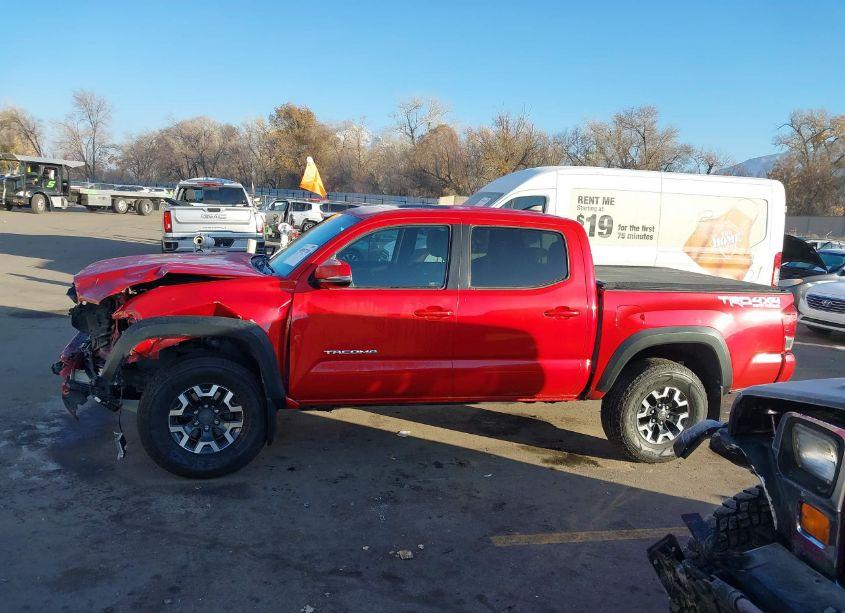 Photo 14 of 2016 Toyota Tacoma TRD OFF ROAD (VIN 3TMCZ5AN9GM040045)