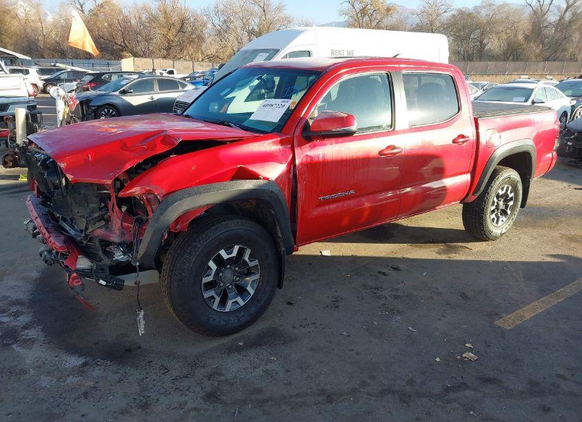 Photo 2 of 2016 Toyota Tacoma TRD OFF ROAD (VIN 3TMCZ5AN9GM040045)