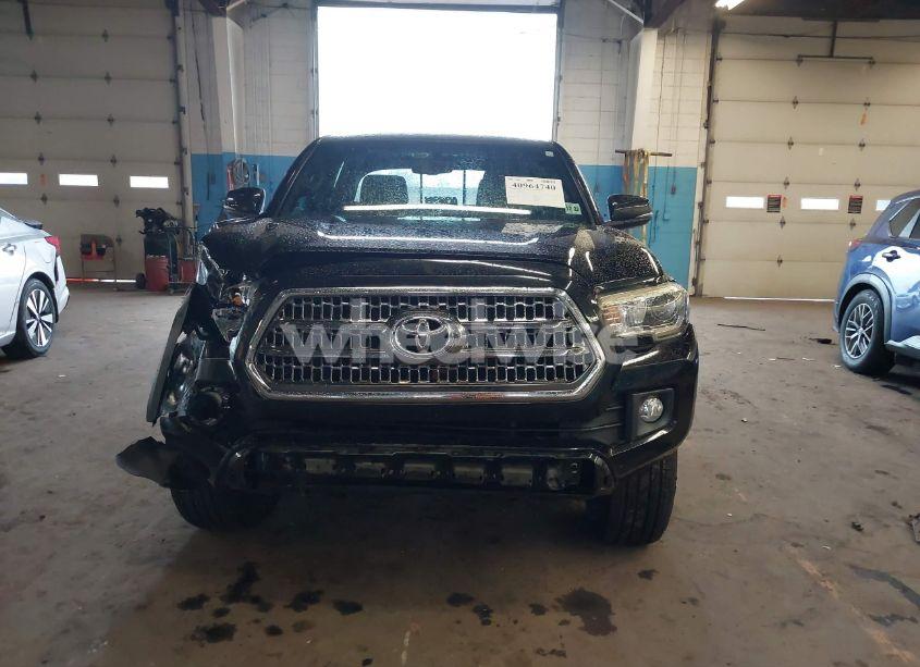 Photo 12 of 2017 Toyota Tacoma TRD OFF ROAD (VIN 3TMCZ5AN9HM047529)