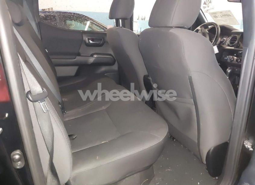 Photo 8 of 2017 Toyota Tacoma TRD OFF ROAD (VIN 3TMCZ5AN9HM047529)