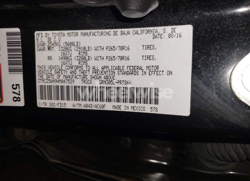 Photo 9 of 2017 Toyota Tacoma TRD OFF ROAD (VIN 3TMCZ5AN9HM047529)
