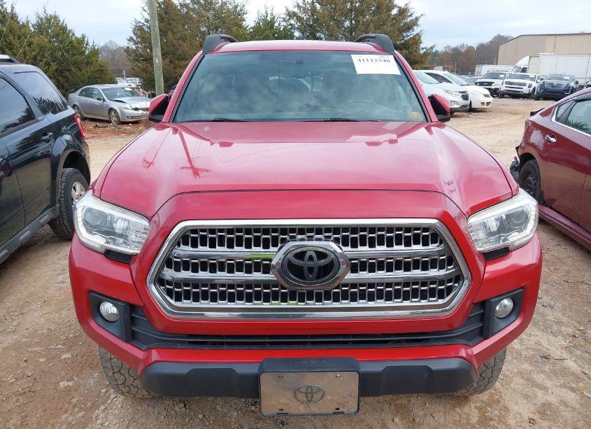 Photo 12 of 2017 Toyota Tacoma TRD OFF ROAD (VIN 3TMCZ5AN9HM049572)