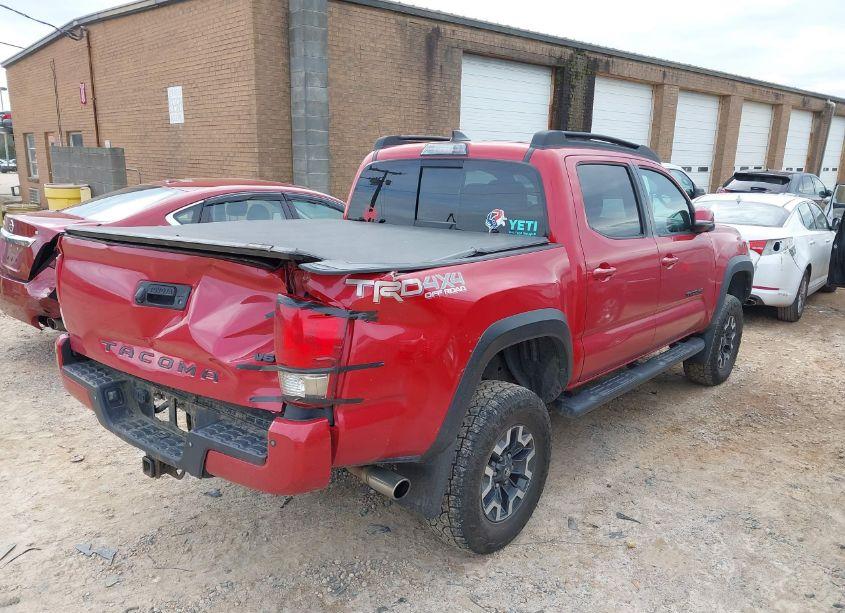 Photo 4 of 2017 Toyota Tacoma TRD OFF ROAD (VIN 3TMCZ5AN9HM049572)