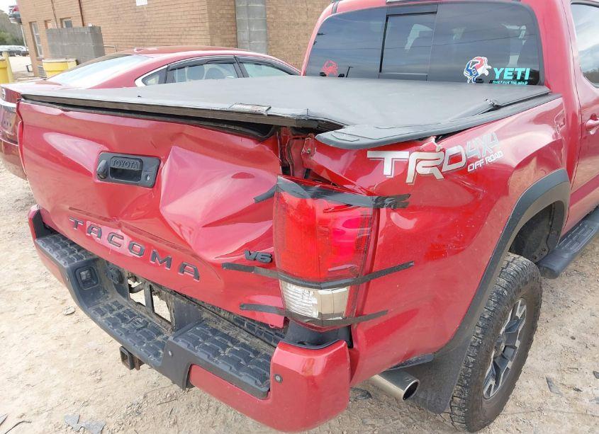 Photo 6 of 2017 Toyota Tacoma TRD OFF ROAD (VIN 3TMCZ5AN9HM049572)