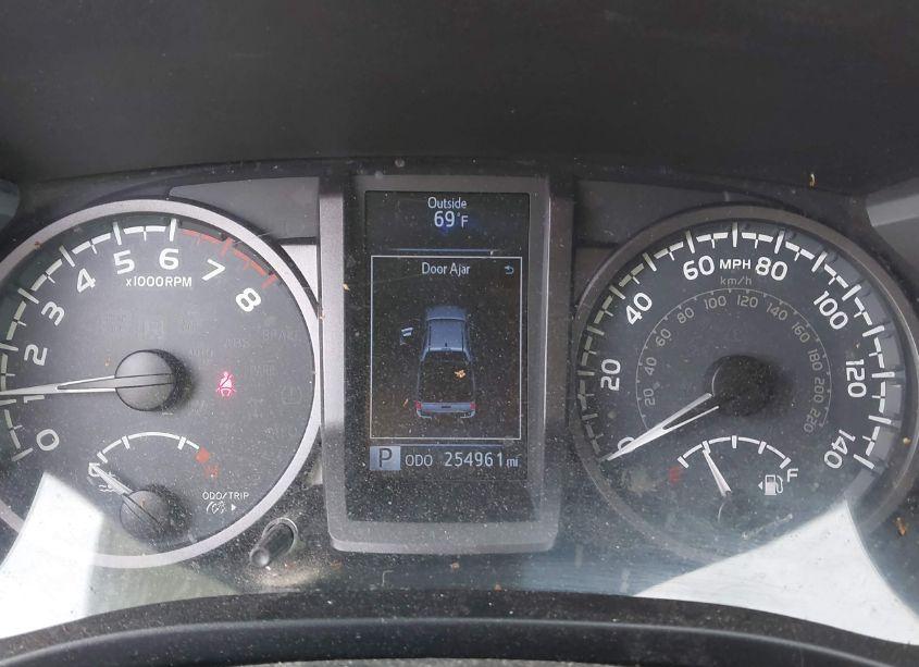 Photo 7 of 2017 Toyota Tacoma TRD OFF ROAD (VIN 3TMCZ5AN9HM049572)