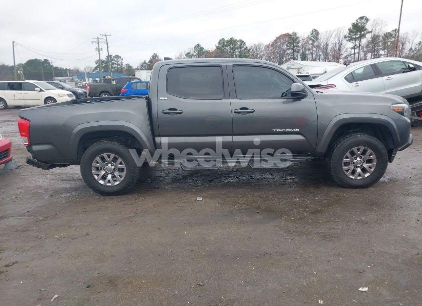 Photo 13 of 2017 Toyota Tacoma SR5 V6 (VIN 3TMCZ5AN9HM090459)