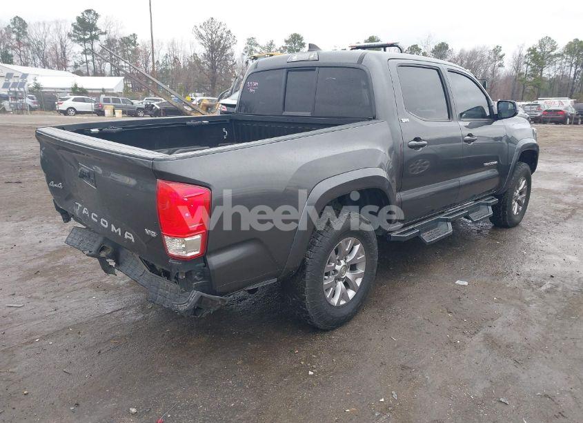 Photo 4 of 2017 Toyota Tacoma SR5 V6 (VIN 3TMCZ5AN9HM090459)