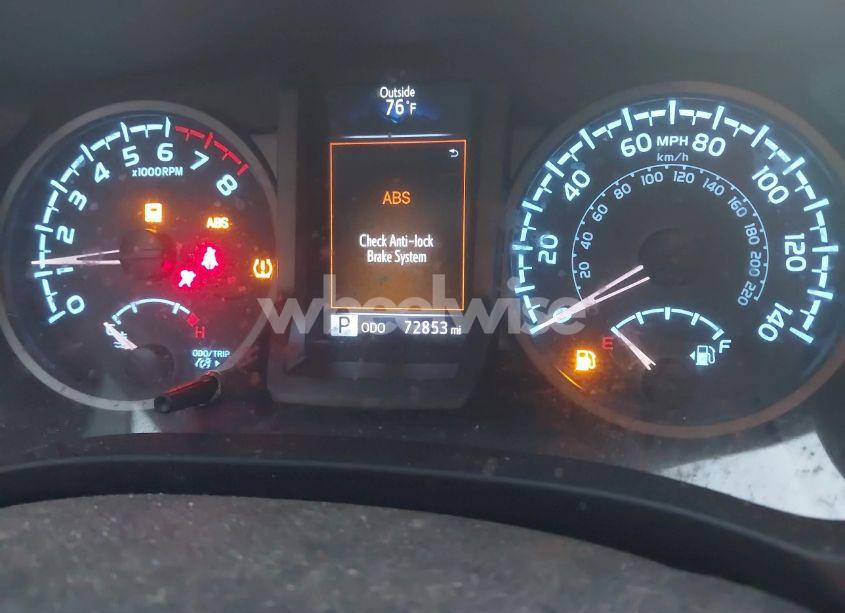 Photo 7 of 2017 Toyota Tacoma TRD SPORT (VIN 3TMCZ5AN9HM106627)