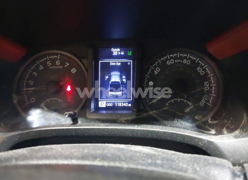 Photo 7 of 2018 Toyota Tacoma TRD OFF ROAD (VIN 3TMCZ5AN9JM126432)