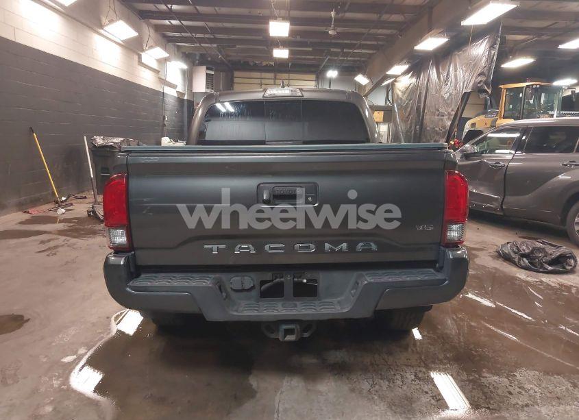 Photo 16 of 2018 Toyota Tacoma TRD SPORT (VIN 3TMCZ5AN9JM135891)