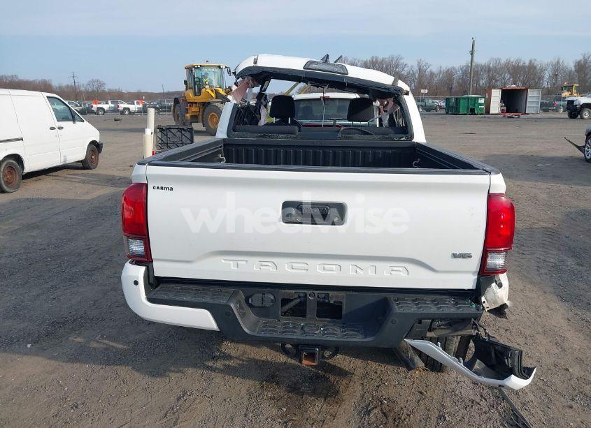 Photo 16 of 2019 Toyota Tacoma TRD SPORT (VIN 3TMCZ5AN9KM211188)