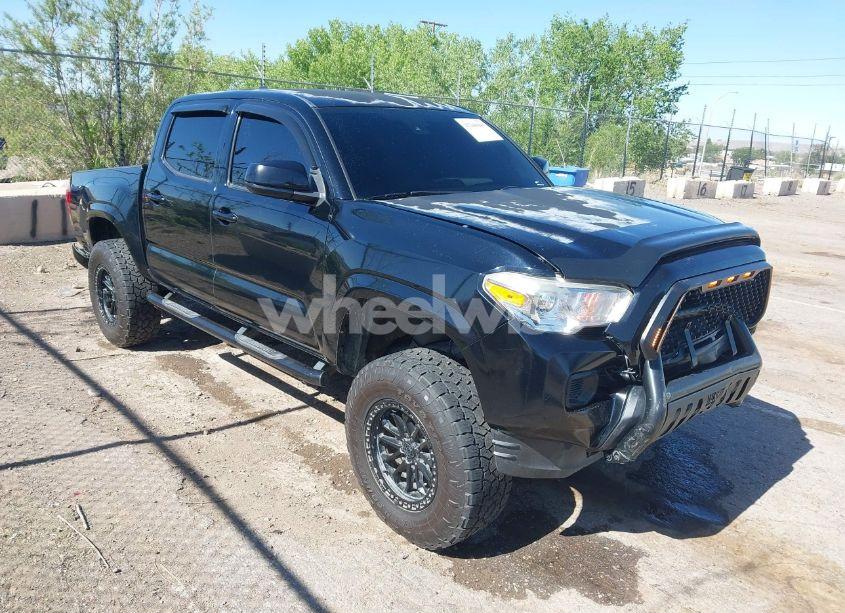 2019 Toyota Tacoma SR V6 (VIN 3TMCZ5AN9KM246846) main photo