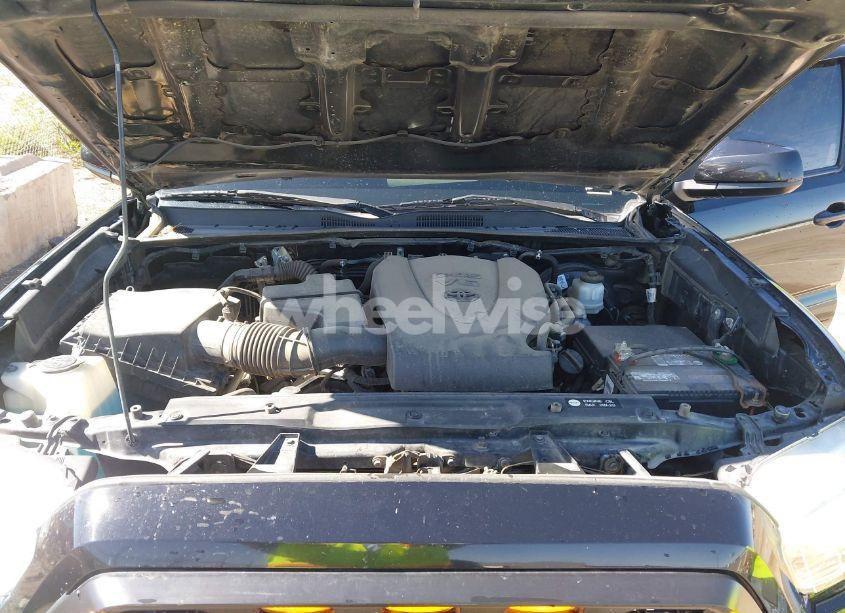 Photo 10 of 2019 Toyota Tacoma SR V6 (VIN 3TMCZ5AN9KM246846)