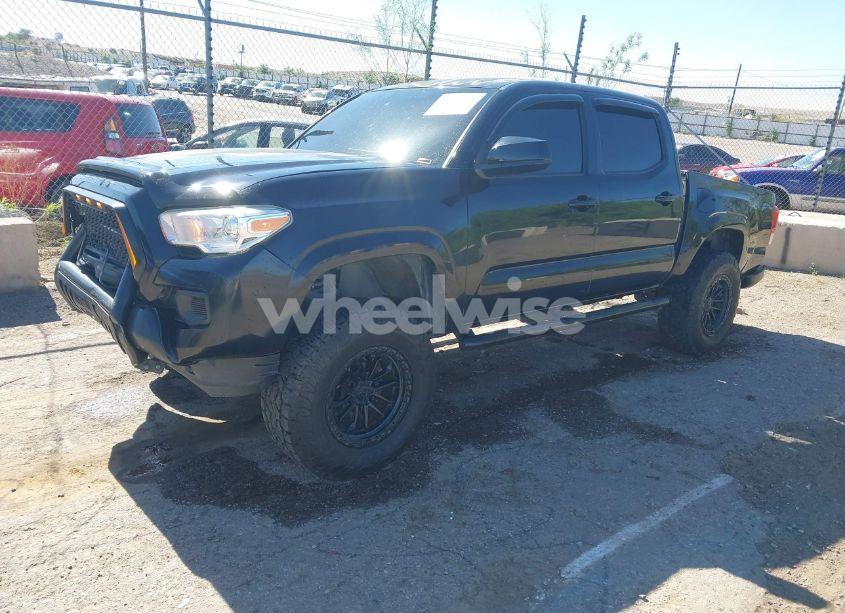 Photo 2 of 2019 Toyota Tacoma SR V6 (VIN 3TMCZ5AN9KM246846)
