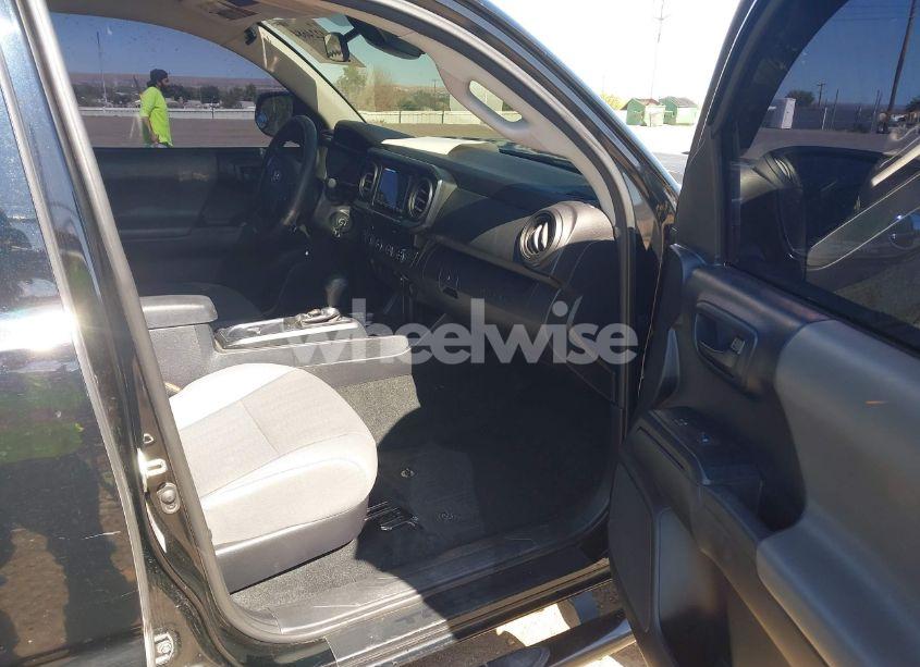 Photo 5 of 2019 Toyota Tacoma SR V6 (VIN 3TMCZ5AN9KM246846)