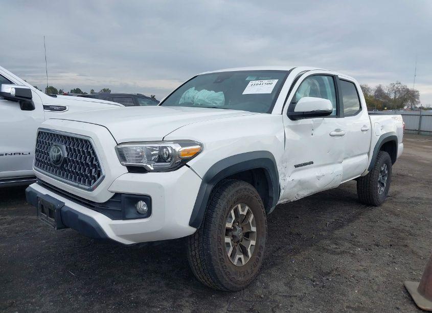 Photo 14 of 2019 Toyota Tacoma TRD OFF ROAD (VIN 3TMCZ5AN9KM287168)