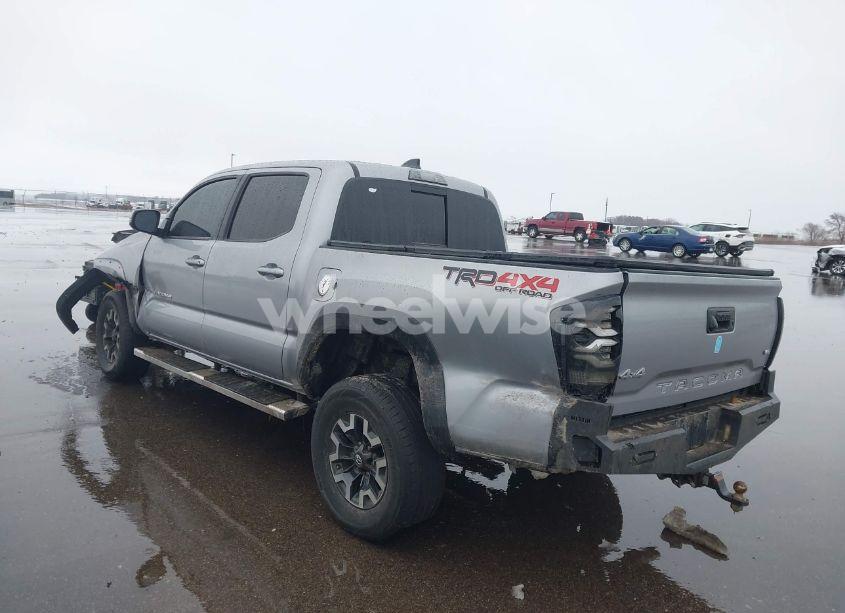 Photo 3 of 2020 Toyota Tacoma TRD OFF-ROAD (VIN 3TMCZ5AN9LM290069)