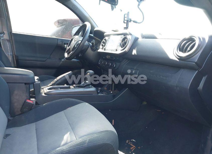 Photo 5 of 2020 Toyota Tacoma TRD OFF-ROAD (VIN 3TMCZ5AN9LM290069)