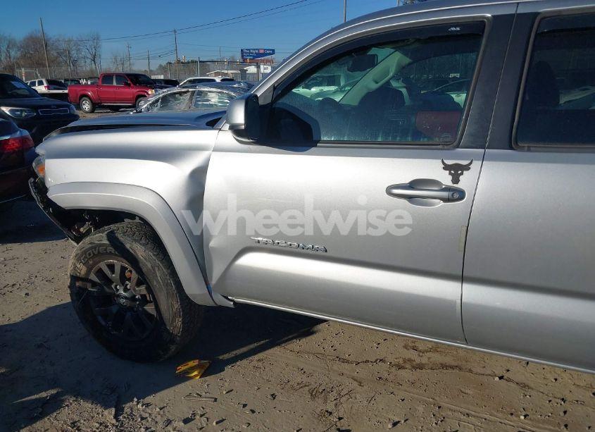 Photo 20 of 2020 Toyota Tacoma SR5 V6 (VIN 3TMCZ5AN9LM306741)