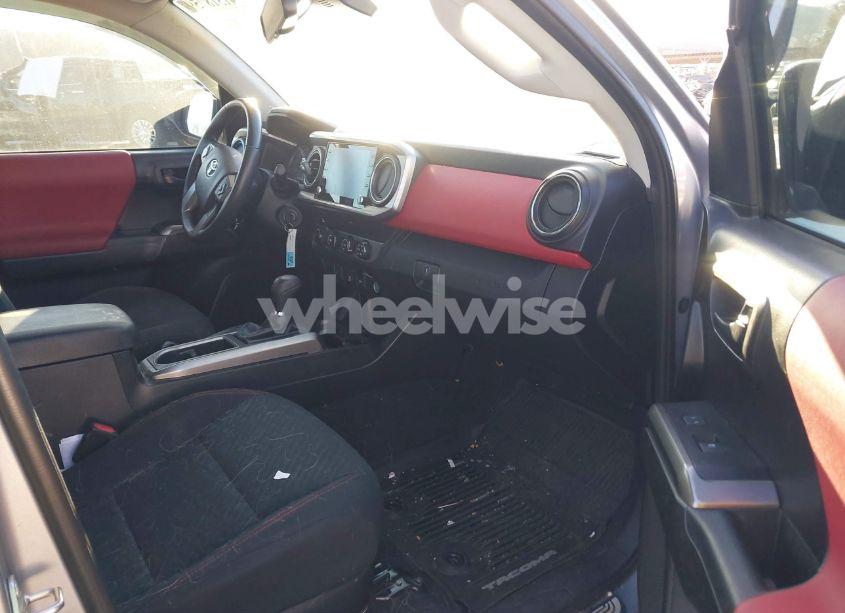 Photo 5 of 2020 Toyota Tacoma SR5 V6 (VIN 3TMCZ5AN9LM306741)