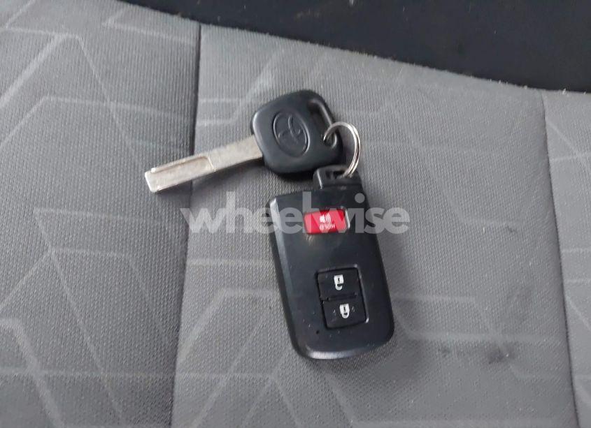 Photo 11 of 2020 Toyota Tacoma TRD OFF-ROAD (VIN 3TMCZ5AN9LM307954)