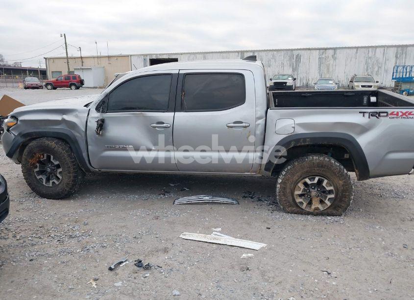 Photo 14 of 2020 Toyota Tacoma TRD OFF-ROAD (VIN 3TMCZ5AN9LM307954)