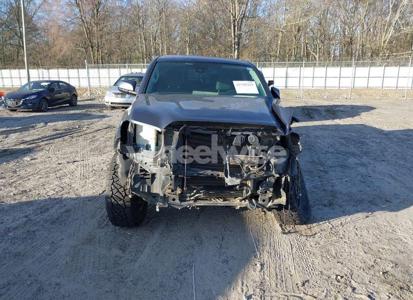 Photo 12 of 2020 Toyota Tacoma SR V6 (VIN 3TMCZ5AN9LM308618)