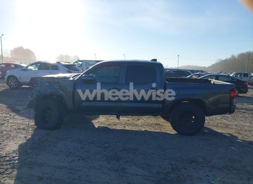 Photo 14 of 2020 Toyota Tacoma SR V6 (VIN 3TMCZ5AN9LM308618)