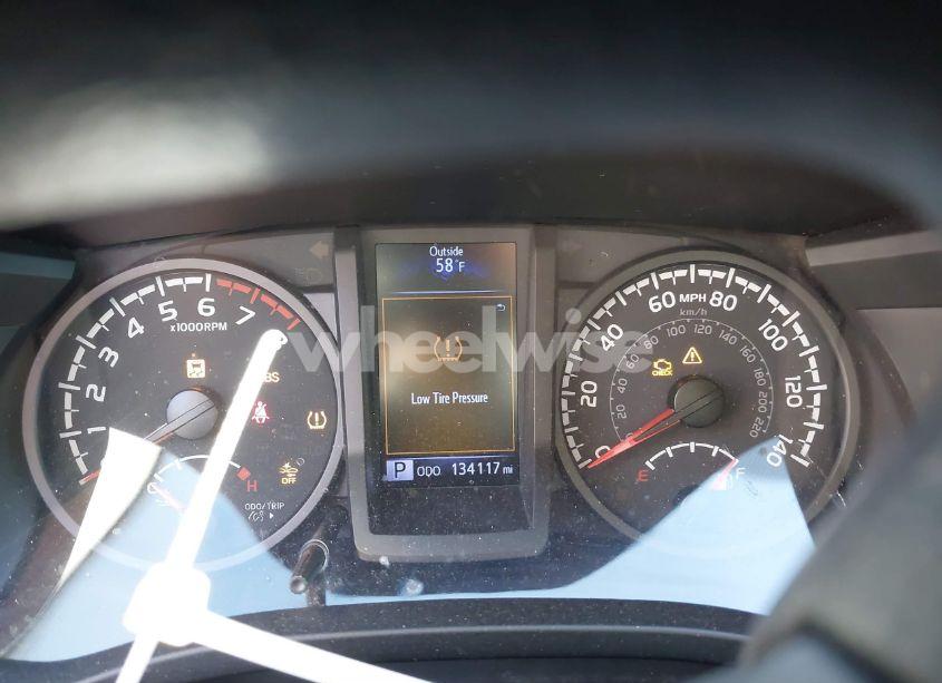 Photo 7 of 2020 Toyota Tacoma SR V6 (VIN 3TMCZ5AN9LM308618)