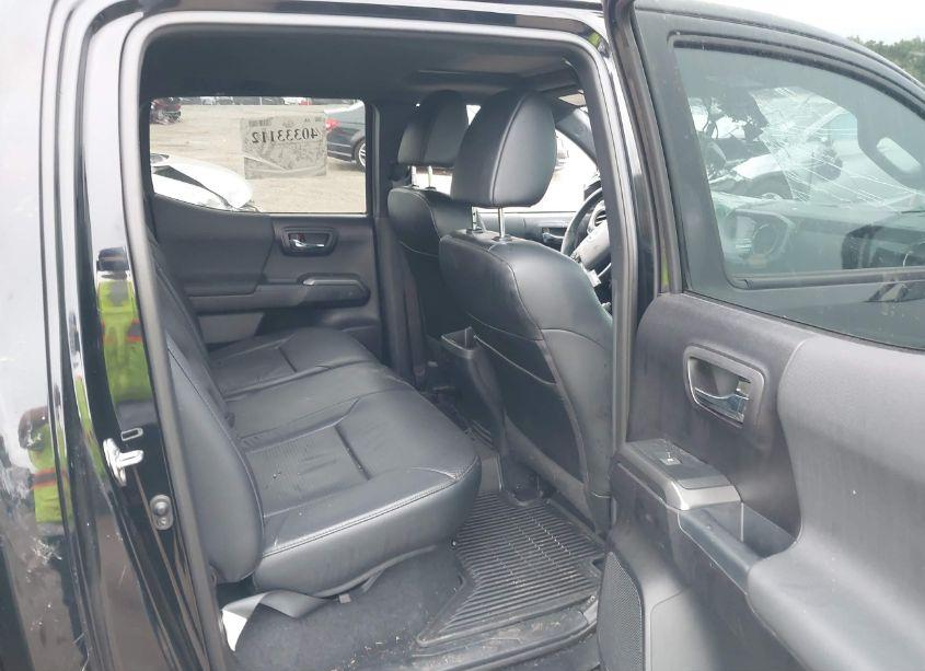 Photo 8 of 2020 Toyota Tacoma TRD OFF-ROAD (VIN 3TMCZ5AN9LM318307)