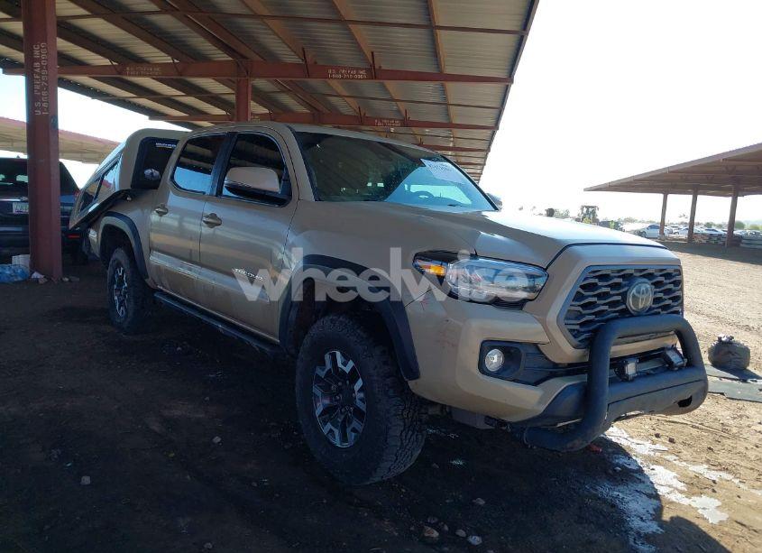 2020 Toyota Tacoma TRD OFF-ROAD (VIN 3TMCZ5AN9LM321515) main photo