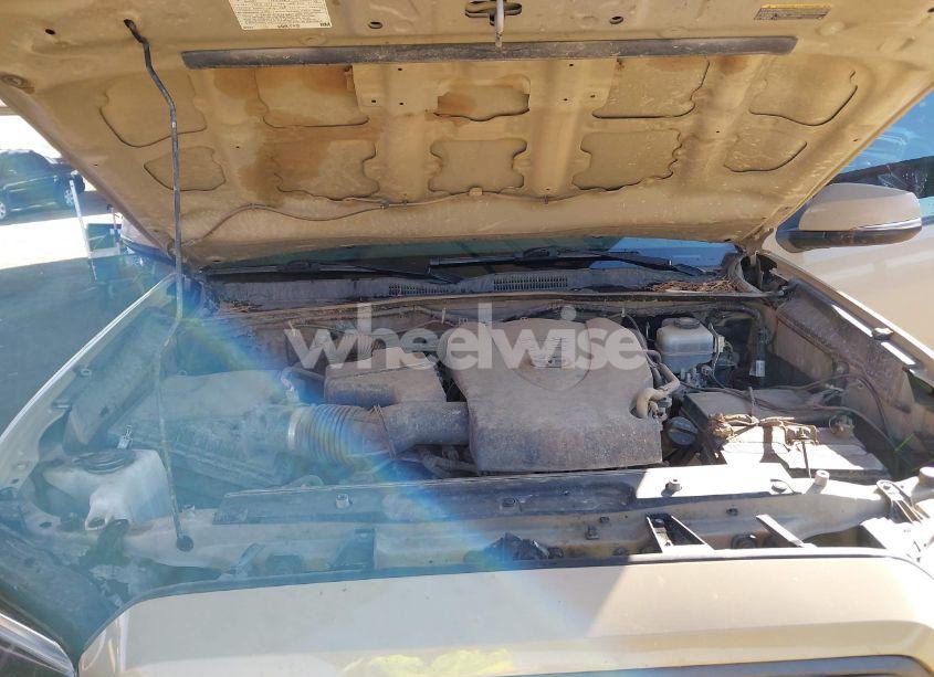 Photo 10 of 2020 Toyota Tacoma TRD OFF-ROAD (VIN 3TMCZ5AN9LM321515)