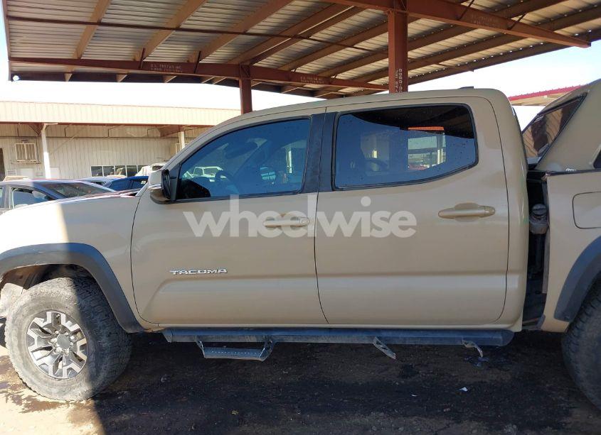 Photo 14 of 2020 Toyota Tacoma TRD OFF-ROAD (VIN 3TMCZ5AN9LM321515)