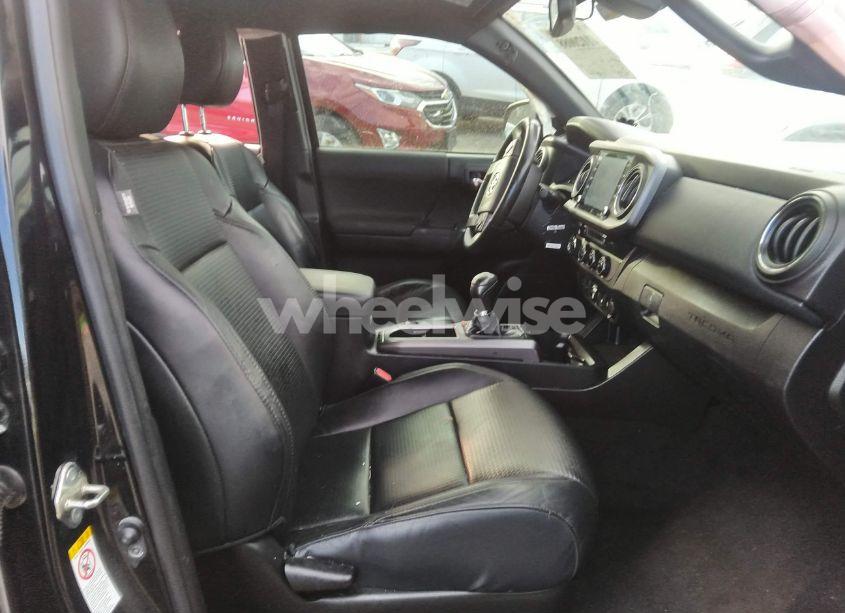 Photo 5 of 2020 Toyota Tacoma TRD OFF-ROAD (VIN 3TMCZ5AN9LM325094)