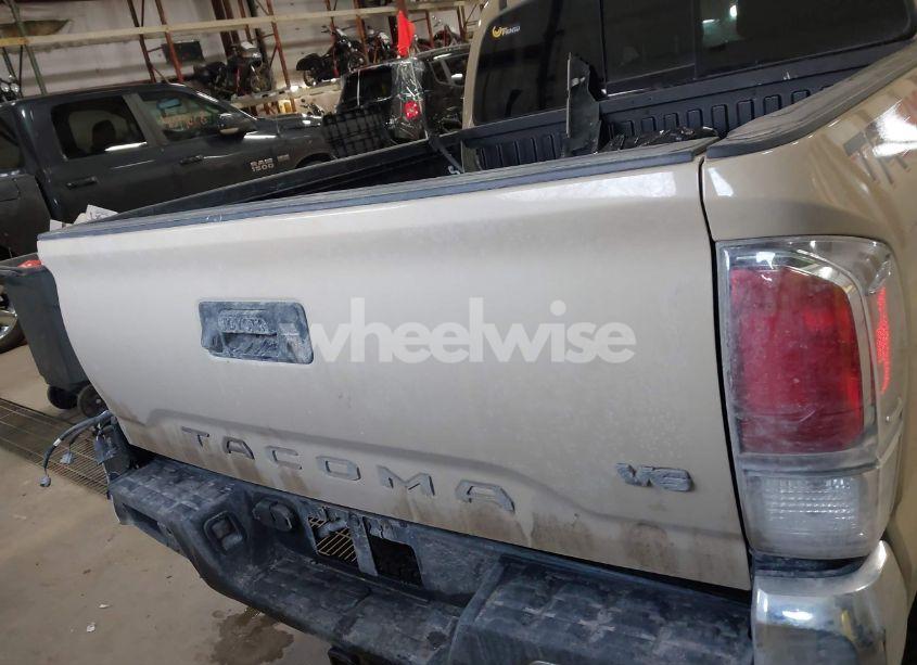 Photo 16 of 2020 Toyota Tacoma TRD OFF-ROAD (VIN 3TMCZ5AN9LM343532)