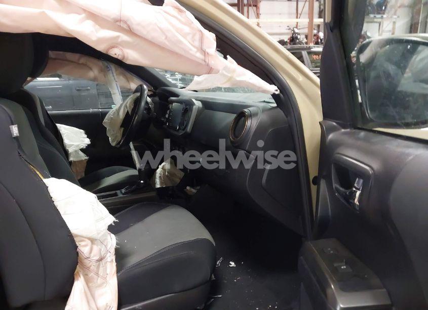 Photo 5 of 2020 Toyota Tacoma TRD OFF-ROAD (VIN 3TMCZ5AN9LM343532)