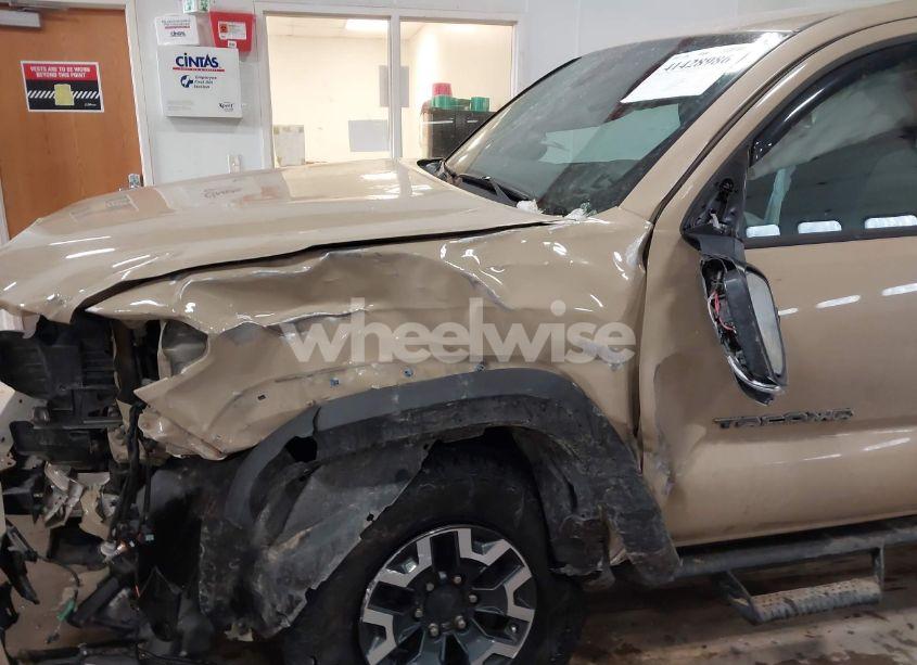 Photo 6 of 2020 Toyota Tacoma TRD OFF-ROAD (VIN 3TMCZ5AN9LM343532)