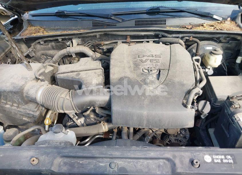 Photo 10 of 2016 Toyota Tacoma TRD SPORT (VIN 3TMCZ5ANXGM004705)
