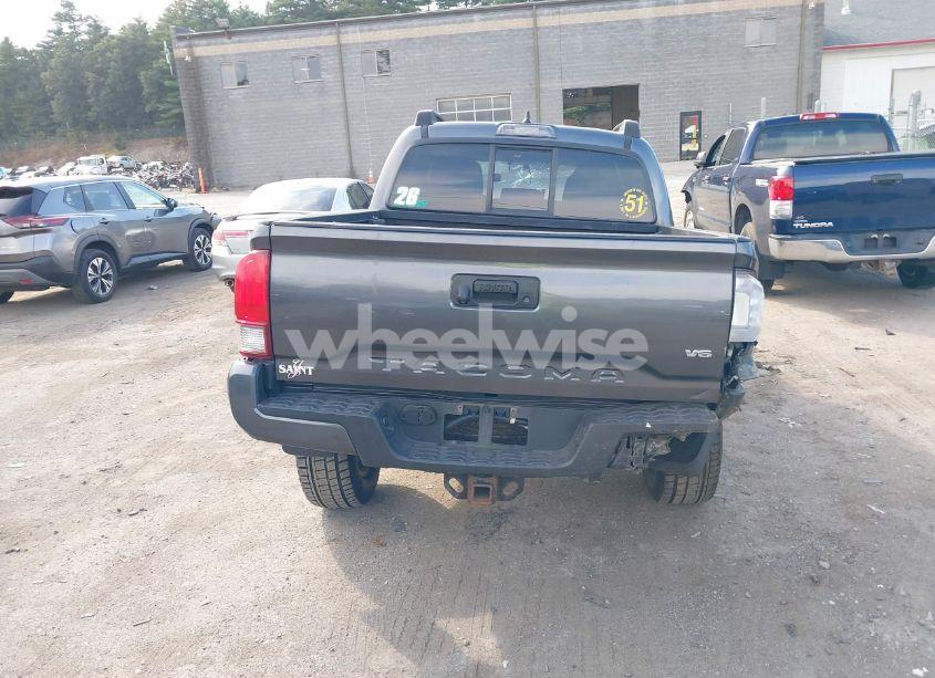 Photo 16 of 2016 Toyota Tacoma TRD SPORT (VIN 3TMCZ5ANXGM004705)