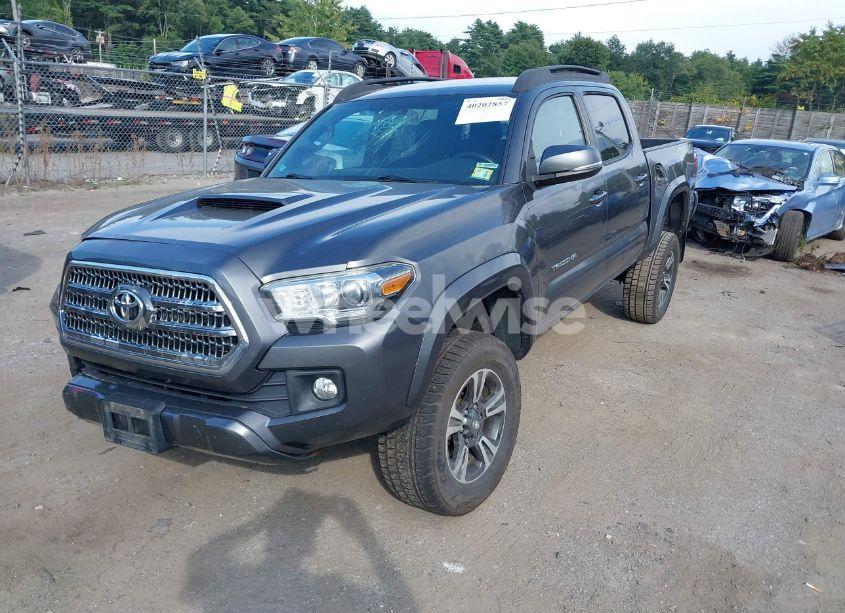 Photo 2 of 2016 Toyota Tacoma TRD SPORT (VIN 3TMCZ5ANXGM004705)