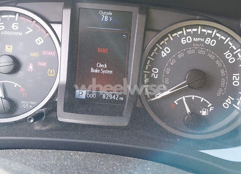 Photo 7 of 2016 Toyota Tacoma TRD SPORT (VIN 3TMCZ5ANXGM004705)