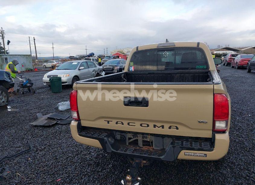 Photo 17 of 2017 Toyota Tacoma TRD SPORT (VIN 3TMCZ5ANXHM052920)