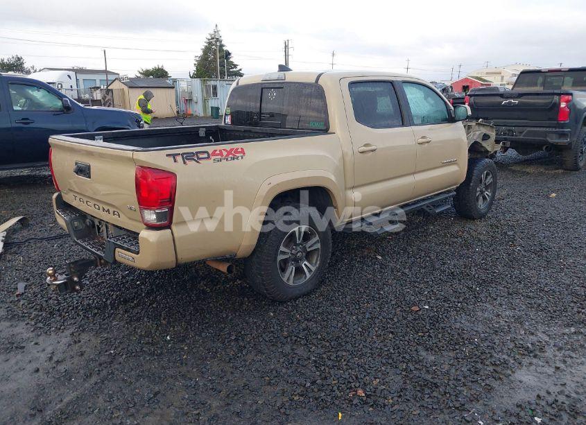 Photo 4 of 2017 Toyota Tacoma TRD SPORT (VIN 3TMCZ5ANXHM052920)