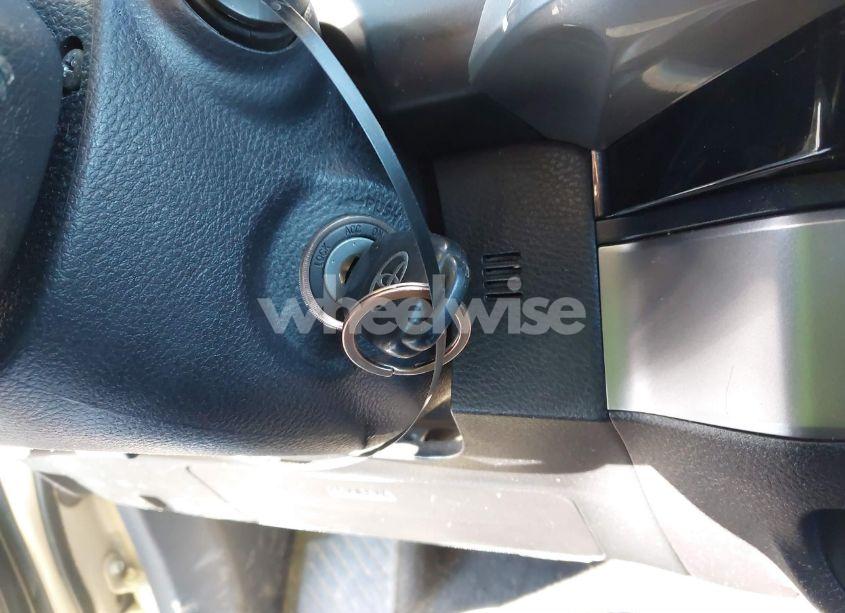 Photo 11 of 2017 Toyota Tacoma SR5 V6 (VIN 3TMCZ5ANXHM088347)