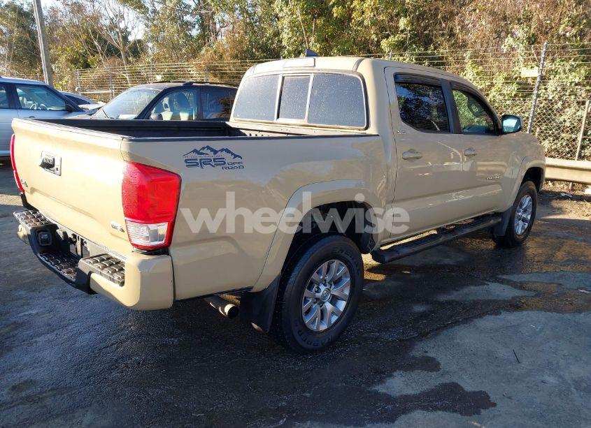 Photo 4 of 2017 Toyota Tacoma SR5 V6 (VIN 3TMCZ5ANXHM088347)