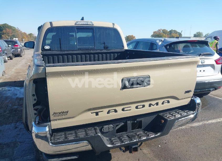 Photo 16 of 2017 Toyota Tacoma TRD OFF ROAD (VIN 3TMCZ5ANXHM094309)