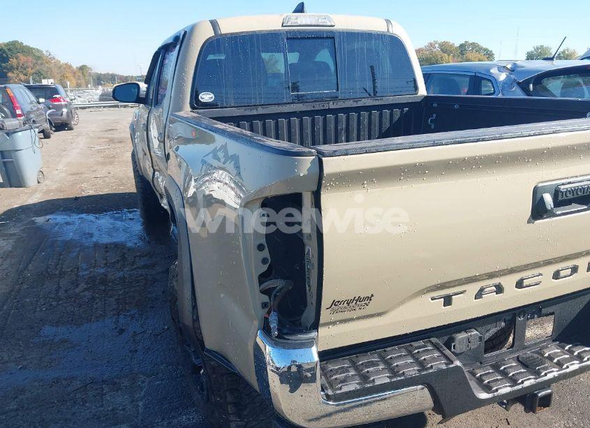 Photo 19 of 2017 Toyota Tacoma TRD OFF ROAD (VIN 3TMCZ5ANXHM094309)