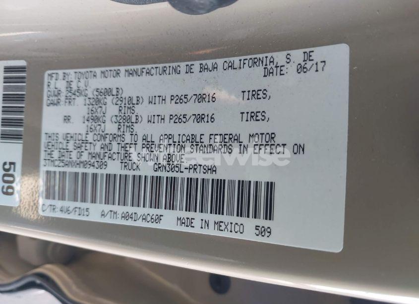 Photo 9 of 2017 Toyota Tacoma TRD OFF ROAD (VIN 3TMCZ5ANXHM094309)