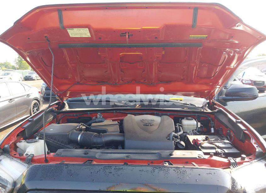 Photo 10 of 2017 Toyota Tacoma TRD OFF ROAD (VIN 3TMCZ5ANXHM099610)