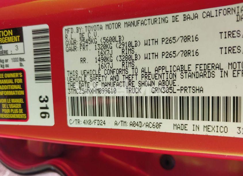 Photo 9 of 2017 Toyota Tacoma TRD OFF ROAD (VIN 3TMCZ5ANXHM099610)